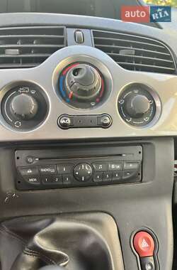 Минивэн Renault Kangoo 2011 в 