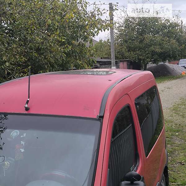 Минивэн Renault Kangoo 1998 в Новоселице