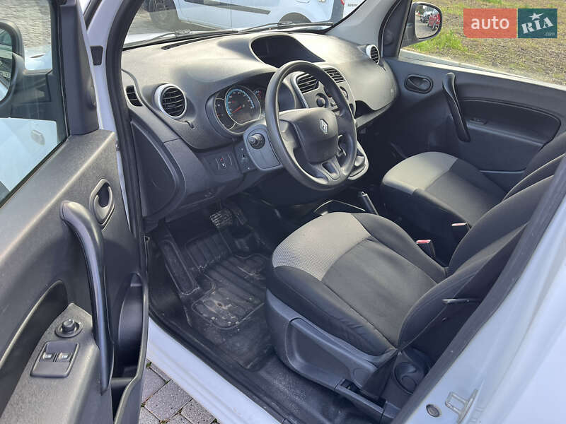 Грузовой фургон Renault Kangoo 2017 в Львове