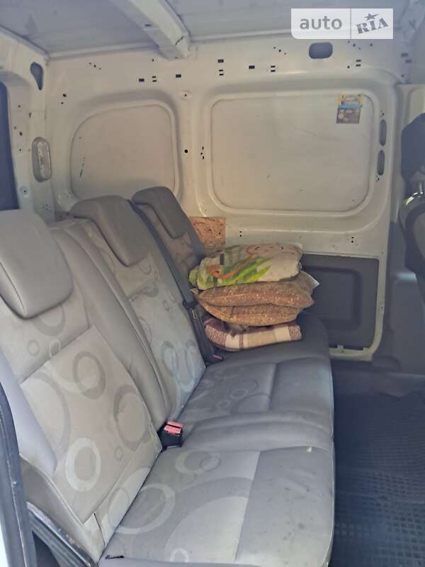 Мінівен Renault Kangoo 2010 в Дніпрі