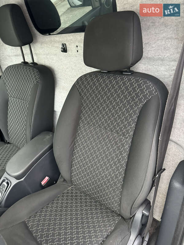 Грузовой фургон Renault Kangoo 2013 в Копычинце