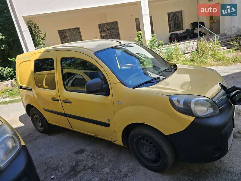 Грузовой фургон Renault Kangoo 2013 в 