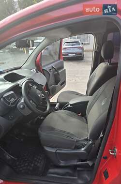 Вантажний фургон Renault Kangoo 2013 в Дніпрі