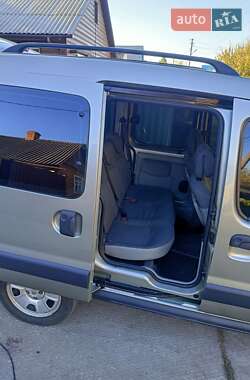 Минивэн Renault Kangoo 2006 в 