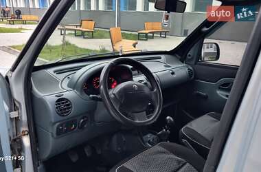 Минивэн Renault Kangoo 2000 в Луцке