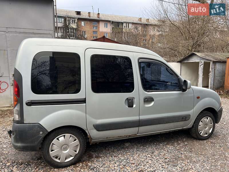 Минивэн Renault Kangoo 2003 в Киеве