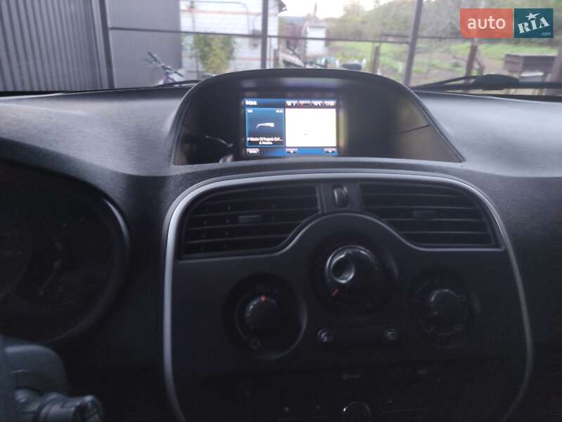 Грузовой фургон Renault Kangoo 2016 в Полтаве