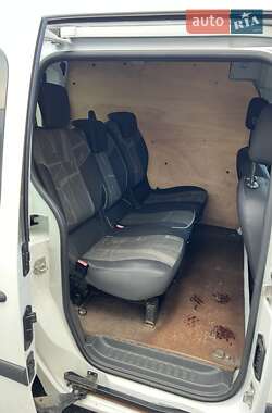 Вантажопасажирський фургон Renault Kangoo 2011 в Рівному