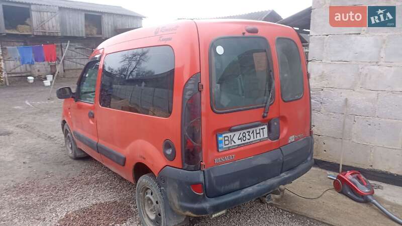 Минивэн Renault Kangoo 2002 в Березному