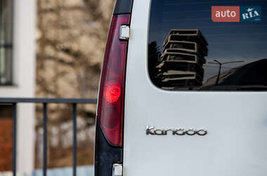 Минивэн Renault Kangoo 2011 в 
