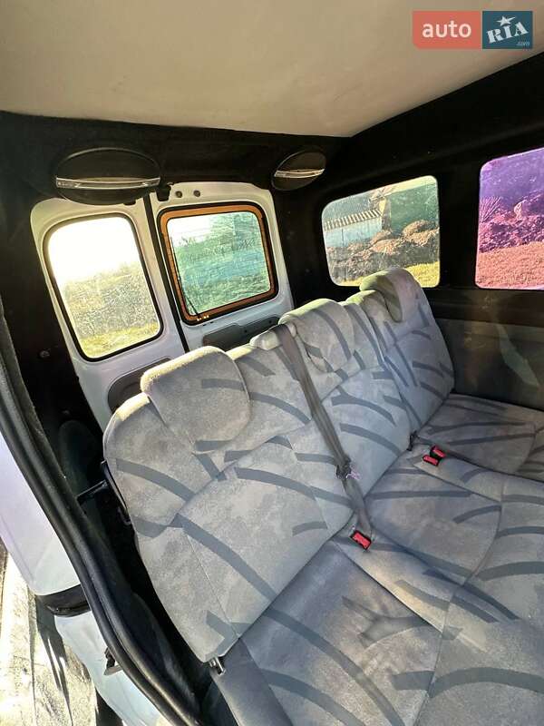 Минивэн Renault Kangoo 2000 в Шумске фото 25 Минивэн Renault Kangoo 2000 в Шумске