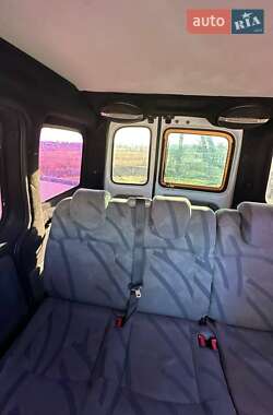 Минивэн Renault Kangoo 2000 в Шумске