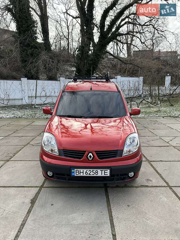 Минивэн Renault Kangoo 2006 в Белгороде-Днестровском