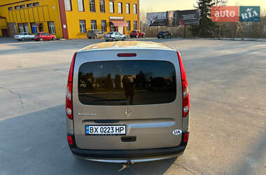 Минивэн Renault Kangoo 2011 в Каменец-Подольском