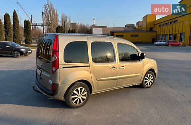 Минивэн Renault Kangoo 2011 в Каменец-Подольском