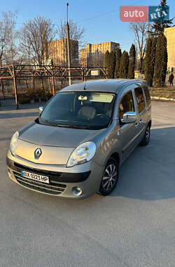 Минивэн Renault Kangoo 2011 в Каменец-Подольском