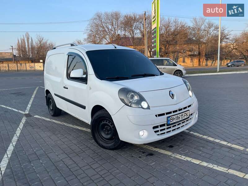 Грузовой фургон Renault Kangoo 2011 в 