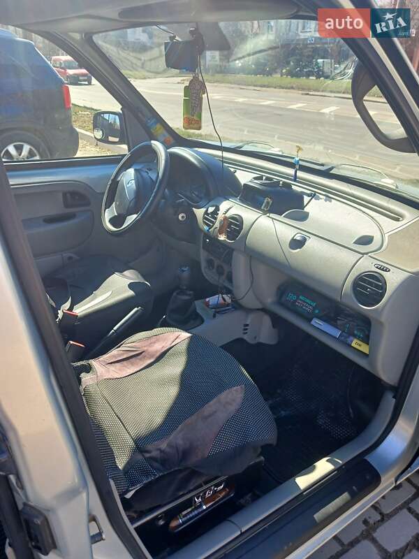 Минивэн Renault Kangoo 2002 в Ивано-Франковске