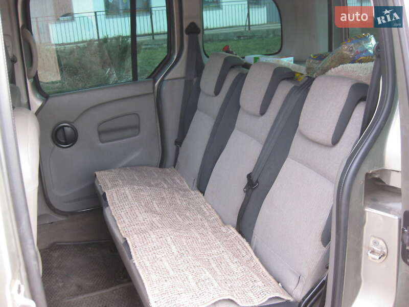 Минивэн Renault Kangoo 2011 в Звенигородке