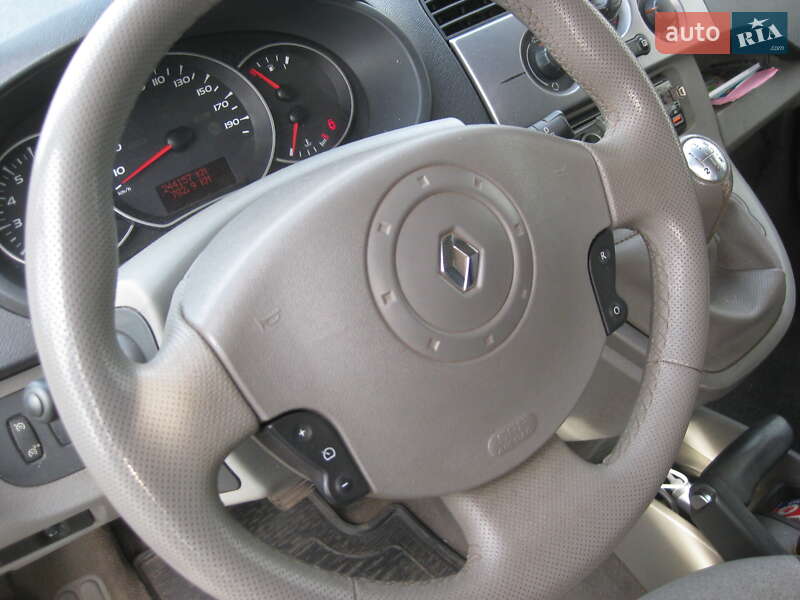 Минивэн Renault Kangoo 2011 в Звенигородке