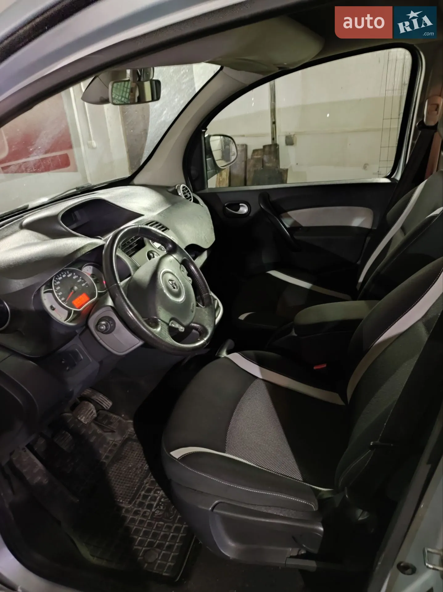 2012 Renault Kangoo - мініатюра 2