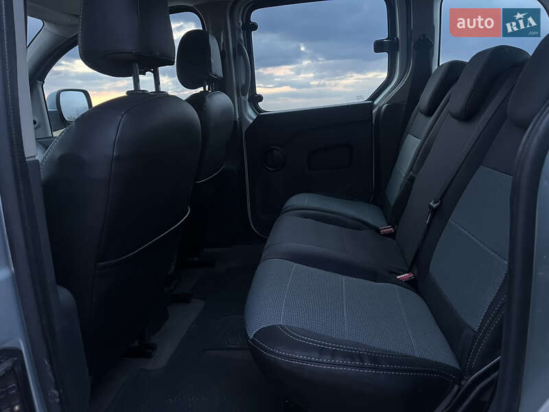 Мінівен Renault Kangoo 2009 в Сумах