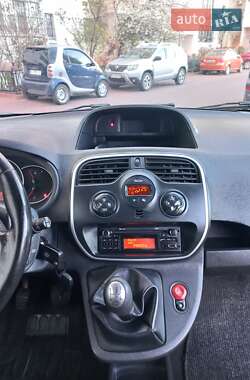 Мінівен Renault Kangoo 2015 в 