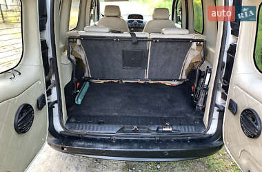Минивэн Renault Kangoo 2011 в 