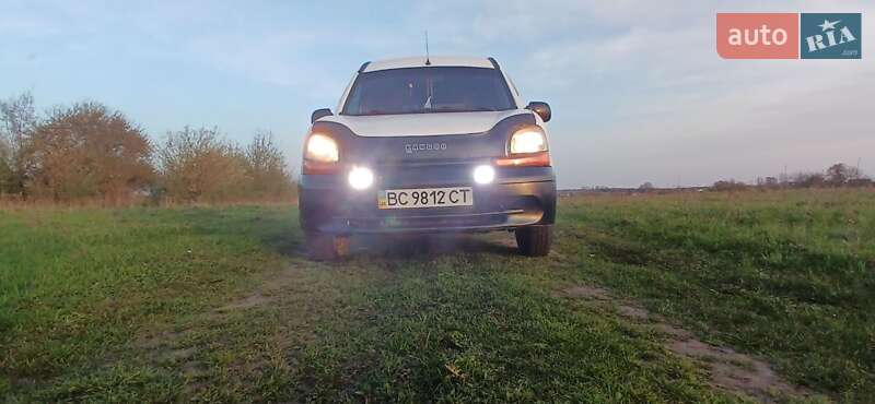 Мінівен Renault Kangoo 2002 в Львові