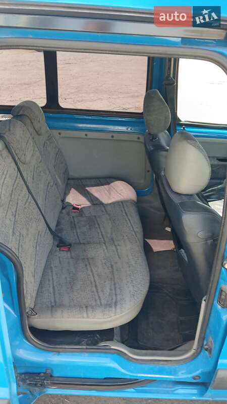 Минивэн Renault Kangoo 2004 в Доманевке