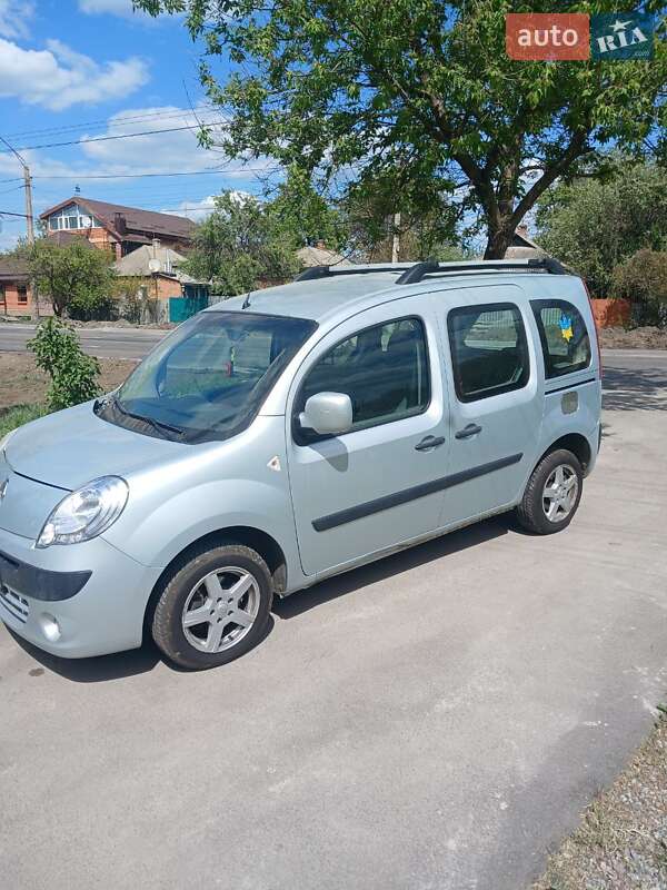 Минивэн Renault Kangoo 2010 в 
