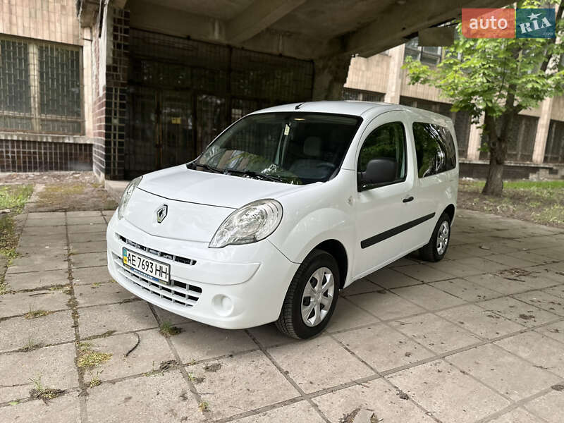 Мінівен Renault Kangoo 2010 в 