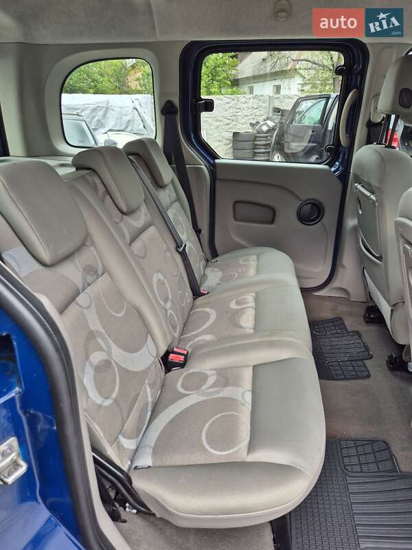 Мінівен Renault Kangoo 2010 в Сумах