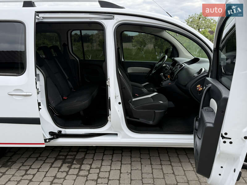 Мінівен Renault Kangoo 2015 в Києві