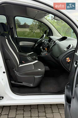 Минивэн Renault Kangoo 2015 в 