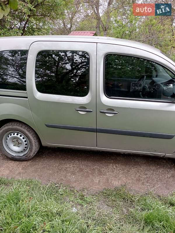 Минивэн Renault Kangoo 2008 в Ахтырке