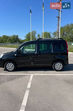 Минивэн Renault Kangoo 2008 в 