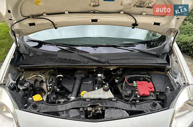 Грузовой фургон Renault Kangoo 2013 в 