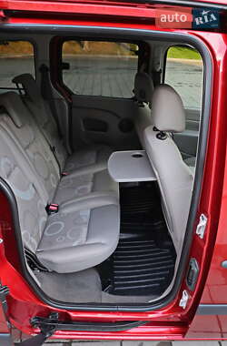 Минивэн Renault Kangoo 2011 в 