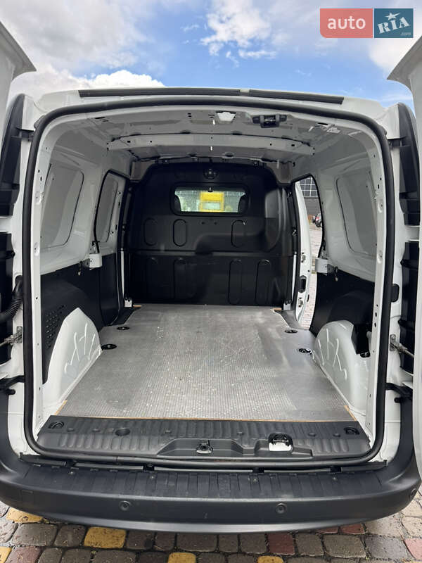 Грузовой фургон Renault Kangoo 2020 в Луцке