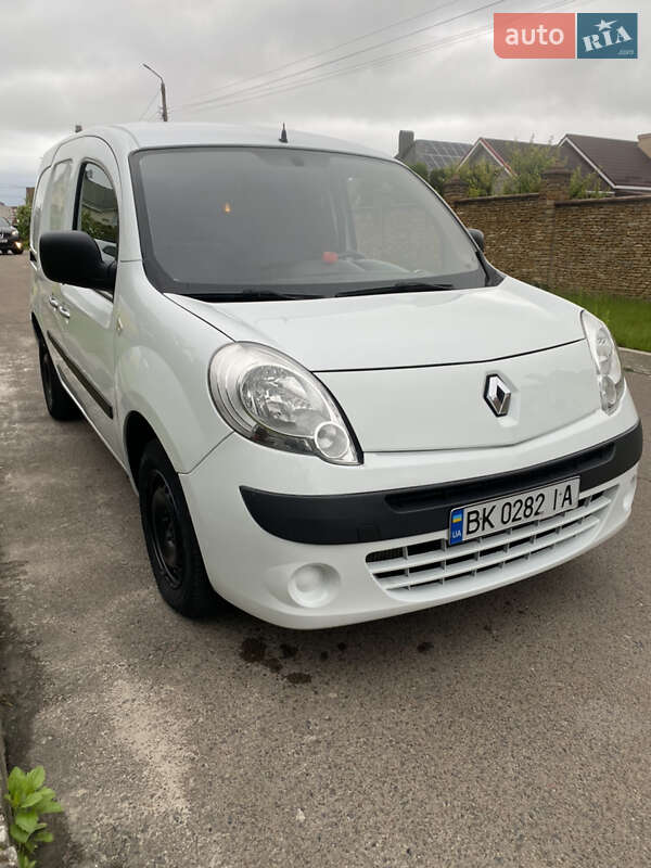 Грузовой фургон Renault Kangoo 2011 в Ровно