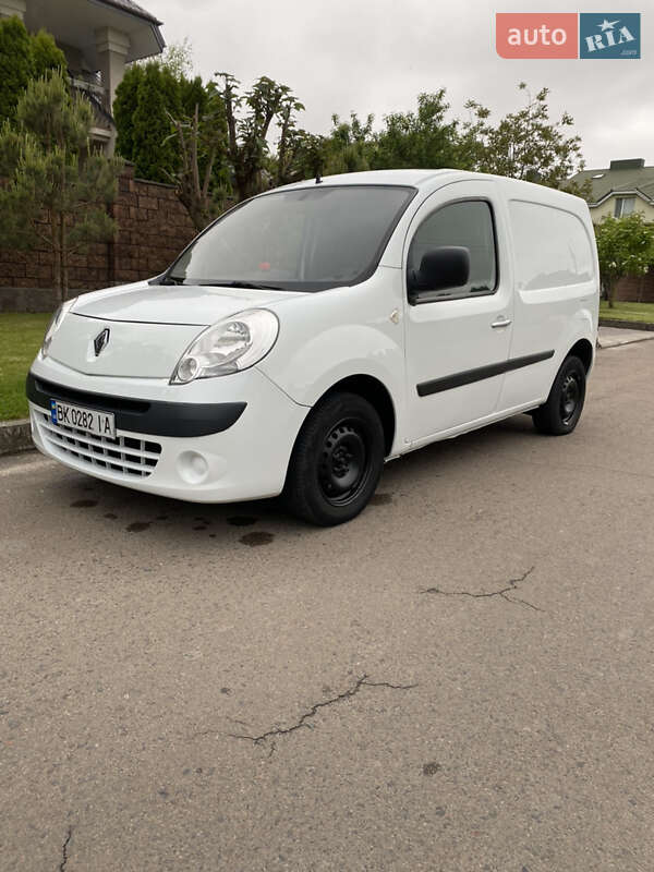 Грузовой фургон Renault Kangoo 2011 в Ровно