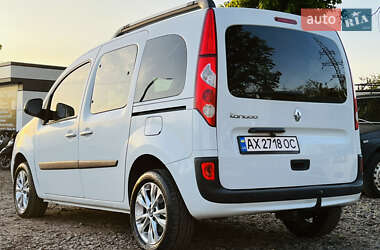 Минивэн Renault Kangoo 2013 в 