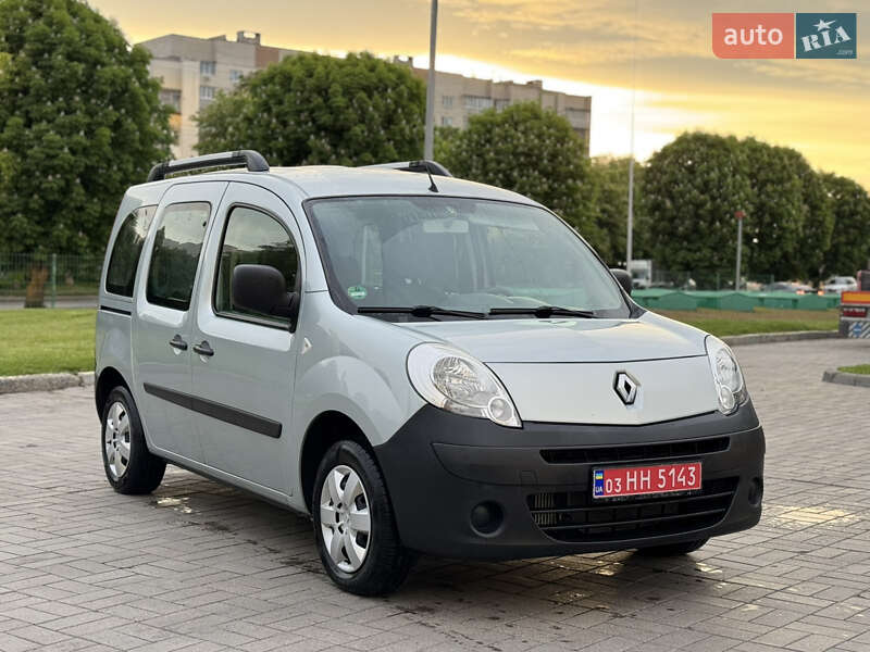 Минивэн Renault Kangoo 2008 в 