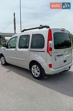 Минивэн Renault Kangoo 2013 в 