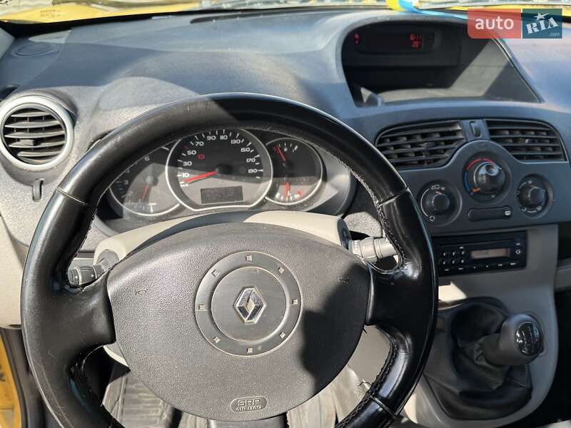 Другие грузовики Renault Kangoo 2010 в Киеве