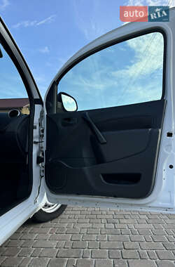 Грузовой фургон Renault Kangoo 2016 в 