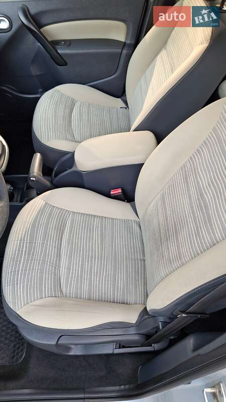 Минивэн Renault Kangoo 2012 в Луцке