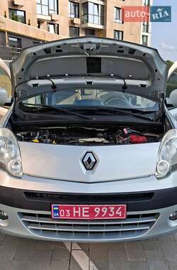Минивэн Renault Kangoo 2012 в 