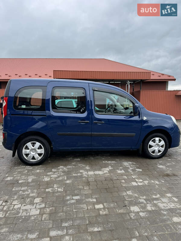 Мінівен Renault Kangoo 2010 в Косові